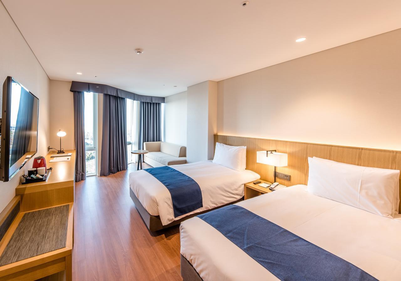โรงแรมซิริอุส 4*